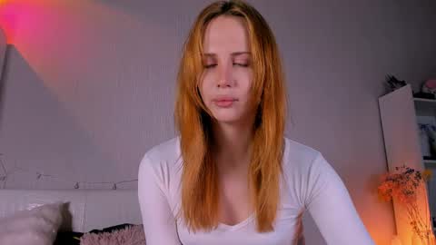 Kira online show from April 2026 04:21:01 AM