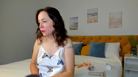 Snapshot of kiraadamss chatting on October 2025 01:06:02 AM kiraadamss online show from October 2025 01:06:02 AM