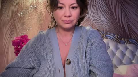 KiraDivine online show from February 2026 02:14:01 PM