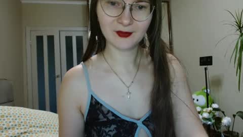 KiraGoldens online show from November 2025 06:16:02 AM