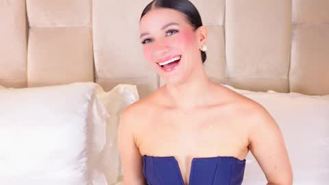 Snapshot of kirakayleigh chatting on October 2025 01:39:01 AM kira online show from October 2025 01:39:01 AM