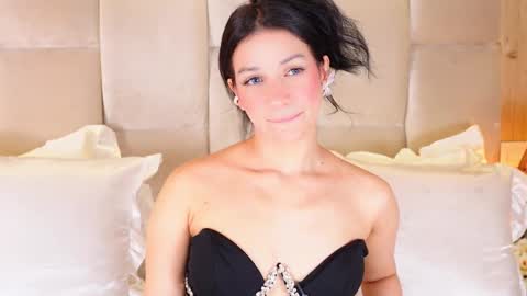 Snapshot of kirakayleigh chatting on November 2025 04:11:02 AM kira online show from November 2025 04:11:02 AM