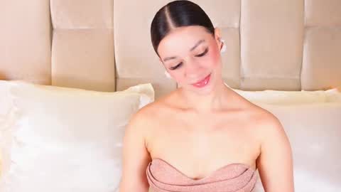 Snapshot of kirakayleigh chatting on December 2025 11:21:02 PM kira online show from December 2025 11:21:02 PM