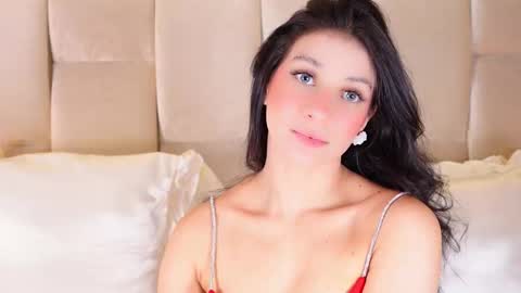 Snapshot of kirakayleigh chatting on December 2025 01:10:01 AM kira online show from December 2025 01:10:01 AM