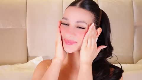 Snapshot of kirakayleigh chatting on December 2025 01:56:02 AM kira online show from December 2025 01:56:02 AM