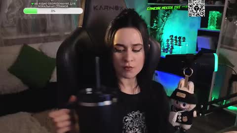 Kira    online show from October 2025 05:46:02 PM