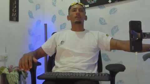 kiran_01 online show from October 2025 08:33:02 PM