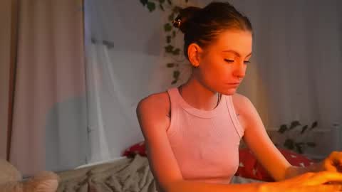 ARI online show from October 2025 09:51:01 AM