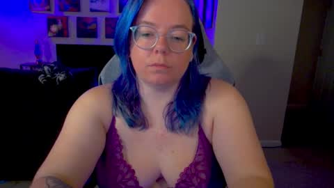 KiraSpitQueen online show from May 2026 04:07:01 AM