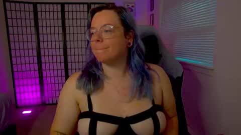 KiraSpitQueen online show from July 2026 03:42:02 AM