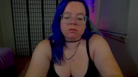 KiraSpitQueen online show from August 2026 04:00:01 AM