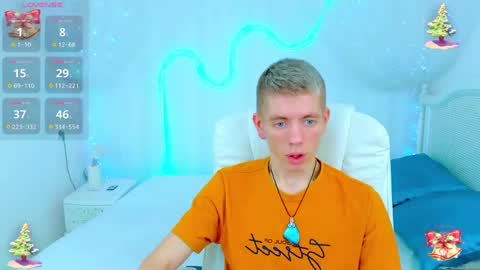 Snapshot of kireev_ chatting on December 2024 09:06:01 PM online show from December 2024 09:06:01 PM
