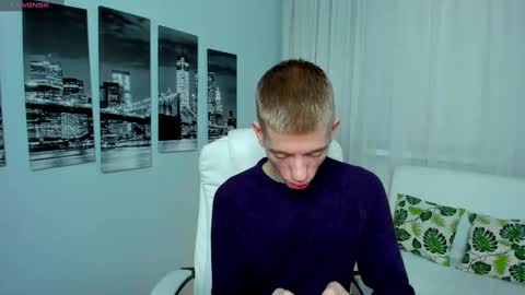 Snapshot of kireev_ chatting on December 2024 09:17:02 AM online show from December 2024 09:17:02 AM