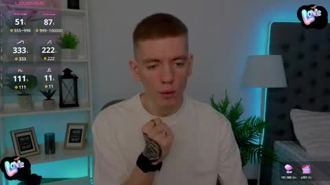Snapshot of kireev_ chatting on February 2025 08:13:02 AM online show from February 2025 08:13:02 AM