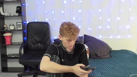 Snapshot of kirill_20_cm chatting on December 2024 12:55:02 PM Kirill and Andrey online show from December 2024 12:55:02 PM