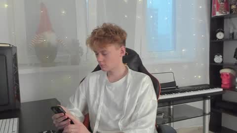 Snapshot of kirill_20_cm chatting on January 2025 01:39:01 PM Kirill and Andrey online show from January 2025 01:39:01 PM