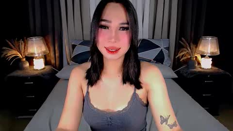 Snapshot of kisha_fucks chatting on September 2025 05:57:01 PM kisha_fucks online show from September 2025 05:57:01 PM