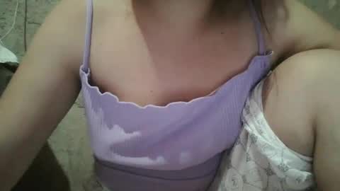 Snapshot of kismet_hot69 chatting on January 2025 03:18:01 PM kismet_hot69 online show from January 2025 03:18:01 PM