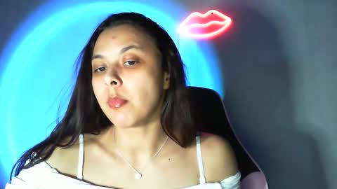 Snapshot of kiss_ameliaa chatting on February 2025 06:43:01 PM kiss_ameliaa online show from February 2025 06:43:01 PM