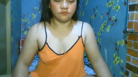 Snapshot of kiss_me_loves chatting on March 2025 12:50:01 AM kiss_me_loves online show from March 2025 12:50:01 AM