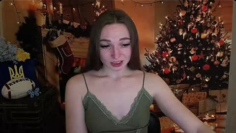 Snapshot of kiss_shy chatting on December 2024 03:37:02 PM Valeria online show from December 2024 03:37:02 PM