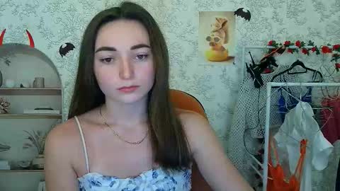 Snapshot of kiss_shy chatting on November 2025 10:28:02 AM Valeria online show from November 2025 10:28:02 AM