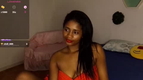 Snapshot of kiss_violet chatting on December 2024 02:54:01 AM Violet online show from December 2024 02:54:01 AM