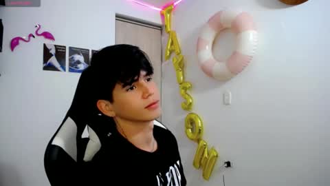 Snapshot of kiss_whitee chatting on September 2025 12:33:01 AM kiss_whitee online show from September 2025 12:33:01 AM