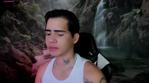 Snapshot of kiss_whitee chatting on February 2026 06:58:01 AM kiss_whitee online show from February 2026 06:58:01 AM