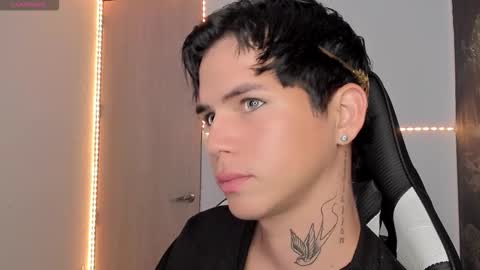 Snapshot of kiss_whitee chatting on March 2026 07:53:02 PM kiss_whitee online show from March 2026 07:53:02 PM