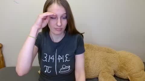Allie online show from April 2026 03:25:02 PM