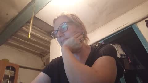 Snapshot of kissandvibe chatting on September 2025 07:03:02 PM kissandvibe online show from September 2025 07:03:02 PM