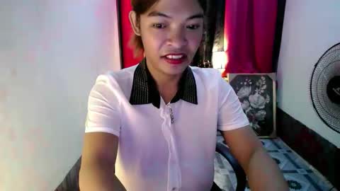 Snapshot of kisses_asian143 chatting on November 2025 09:20:01 AM VICTORIA online show from November 2025 09:20:01 AM