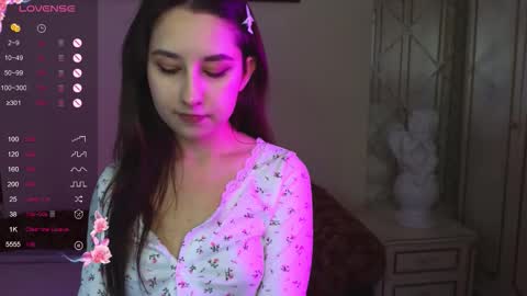 Hot Eva online show from October 2025 04:33:01 AM