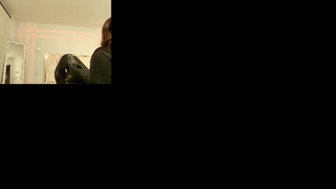 Snapshot of kissi_tay1 chatting on September 2025 11:54:01 AM KISSI online show from September 2025 11:54:01 AM