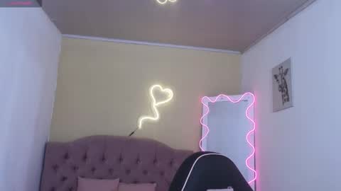 Snapshot of kissi_tay1 chatting on October 2025 11:29:01 AM KISSI online show from October 2025 11:29:01 AM