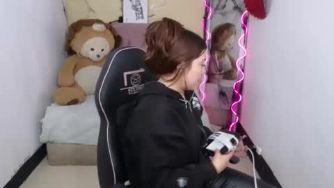 Snapshot of kissi_tay1 chatting on October 2025 11:25:01 AM KISSI online show from October 2025 11:25:01 AM