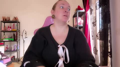 kissica online show from December 2025 09:04:02 AM