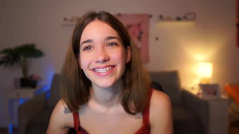 Sisi online show from October 2025 06:14:02 PM