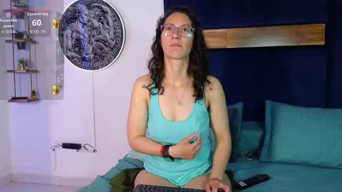 Snapshot of kissingcobank chatting on September 2025 07:07:01 AM Kissing Company online show from September 2025 07:07:01 AM