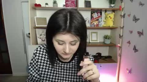 kissleoxx online show from April 2026 12:29:02 PM