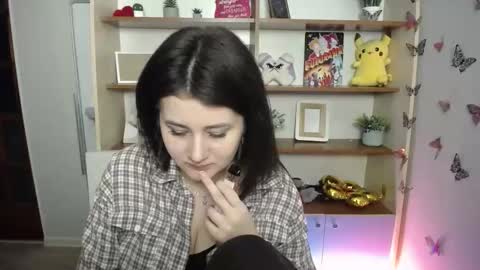 kissleoxx online show from May 2026 12:10:01 PM