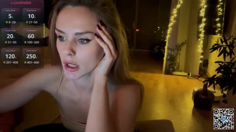 Emma online show from October 2025 09:20:01 PM