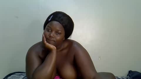 kissyvibes online show from February 2026 05:51:01 PM