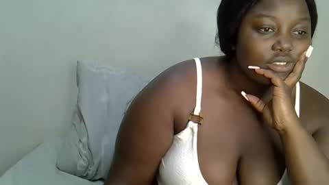 kissyvibes online show from February 2026 04:54:01 PM