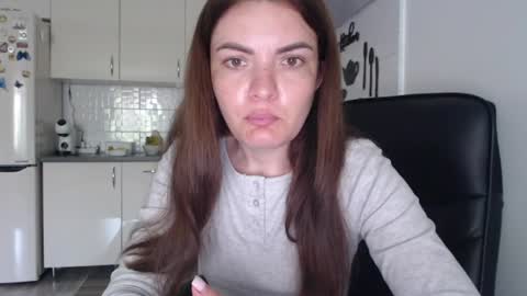 Snapshot of kitcatheaven4u chatting on June 2026 07:35:02 AM Im Amaia Everyone Merry Christmas online show from June 2026 07:35:02 AM