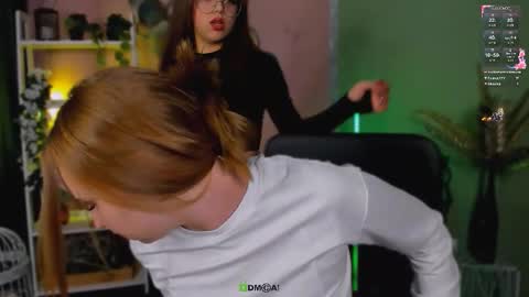 Snapshot of kitniss_dreamy chatting on September 2025 05:49:01 PM kitniss online show from September 2025 05:49:01 PM