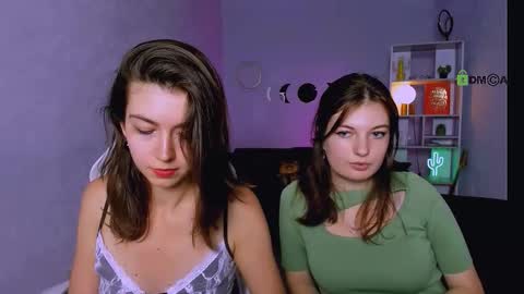 Snapshot of kitniss_dreamy chatting on September 2025 12:32:01 PM kitniss online show from September 2025 12:32:01 PM