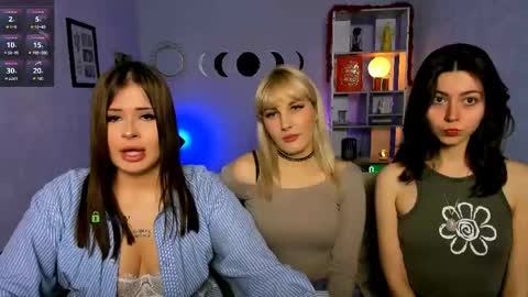 kitniss online show from April 2026 07:11:01 PM