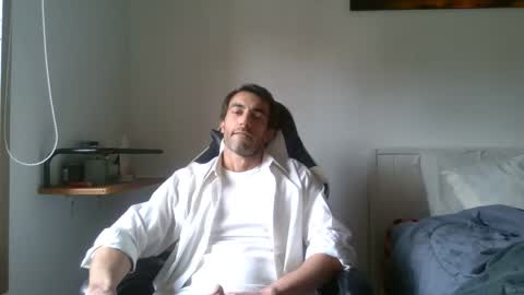 Snapshot of kitosssss chatting on May 2026 03:20:02 PM Steve Cocks online show from May 2026 03:20:02 PM